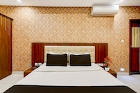 Super Townhouse Oak Science Gallery Bengaluru Formerly Blue Ocean Residency