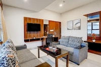 Super Townhouse Oak Science Gallery Bengaluru Formerly Blue Ocean Residency