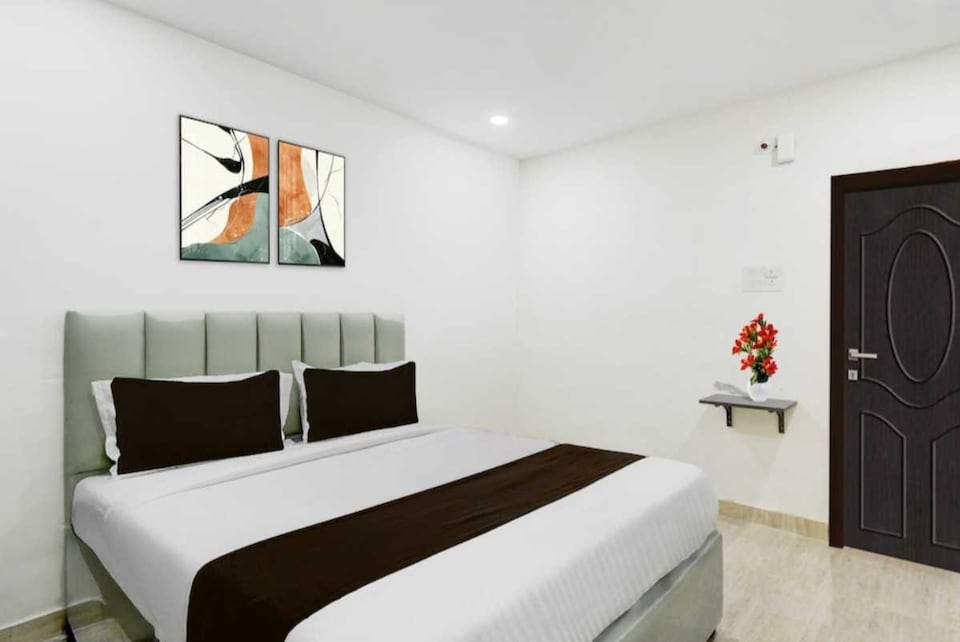 Collection O Chengicharla Crossway Medipally, LB Nagar-Uppal, Hyderabad