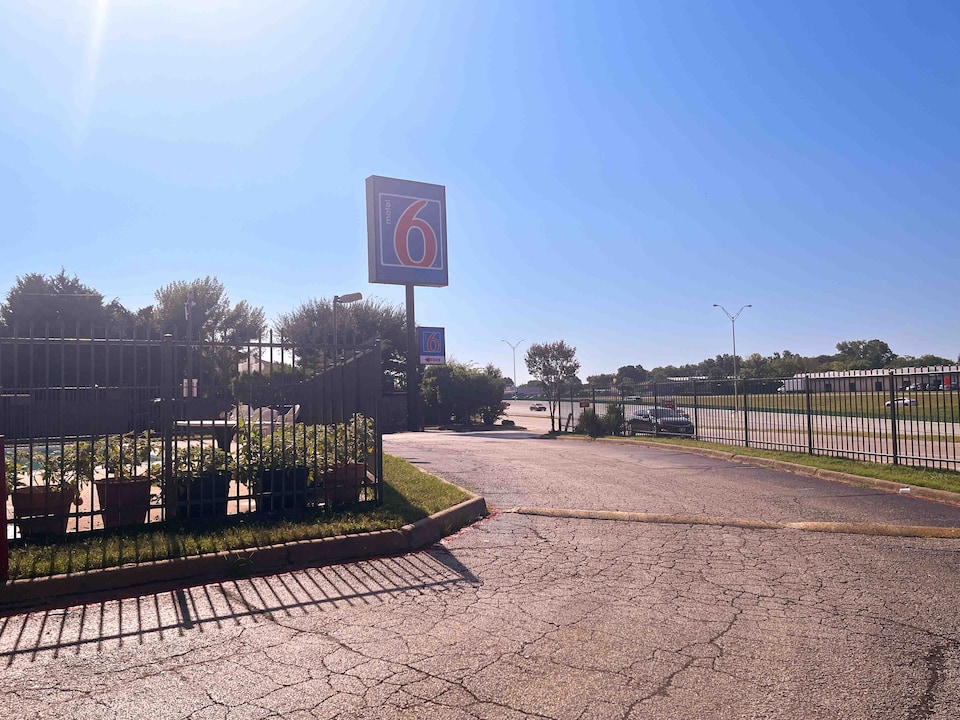 Motel 6 Dallas, TX – St. Augustine / HWY 175, Dallas North Fort Worth, Dallas