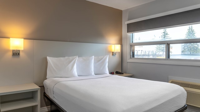 1 Queen Bed | Non-Smoking, Micfridge