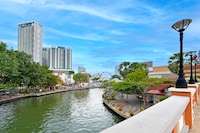 Sunday Near Jonker Street