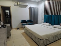 Collection O Sector 5 Chandigarh