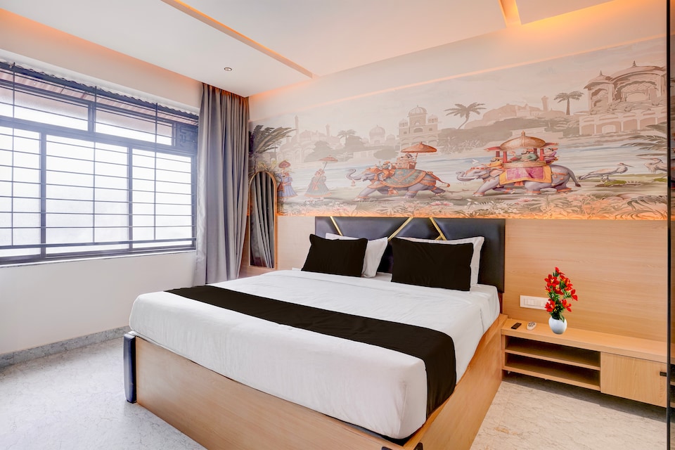 Super Townhouse Oak Dharwad New Bus Terminal Formerly Hotel Aditya Inn, Dharwad, Hubli-Dharwad