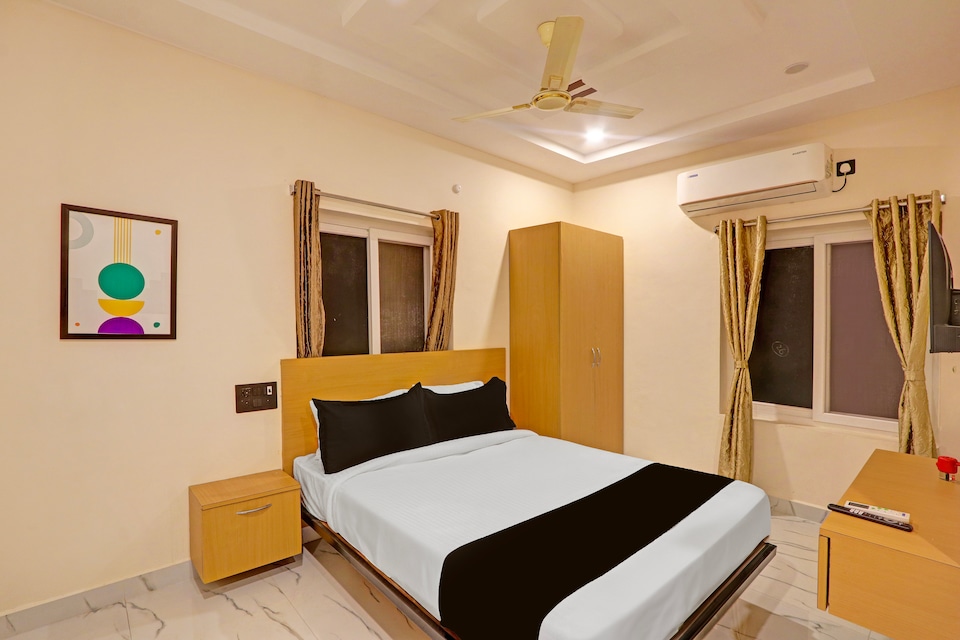 Super Townhouse SP Living Tree, Karimnagar, Karimnagar