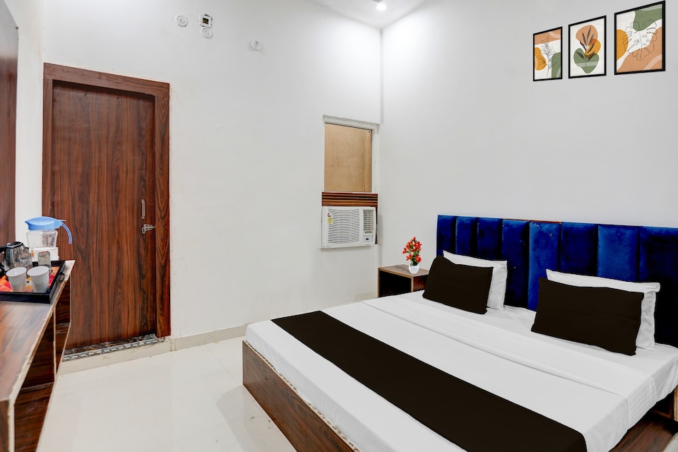 Super Hotel O Mathura-Bharatpur Crossway Formerly Tulsi Heritage, Mathura Station, Mathura