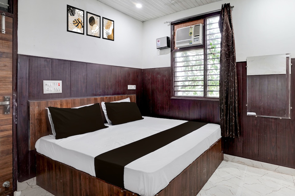 SPOT ON Star Guest House , GT Road Panipat, Panipat