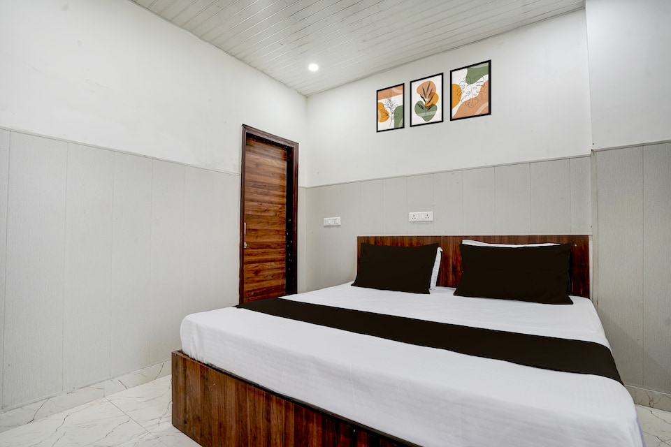 SPOT ON Star Guest House , GT Road Panipat, Panipat