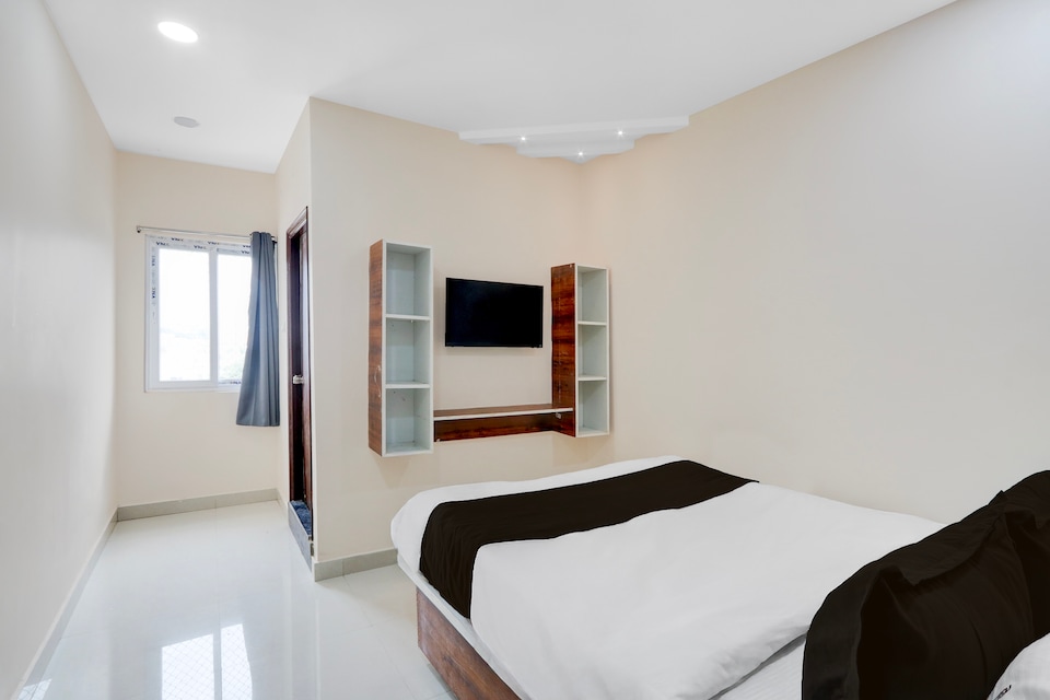 Hotel O RB Delight , Karimnagar, Karimnagar