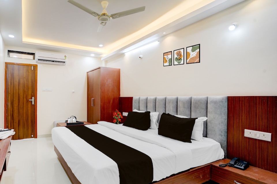 OYO 839535 Hotel Shri Vinayak, New Market Bhopal, Bhopal