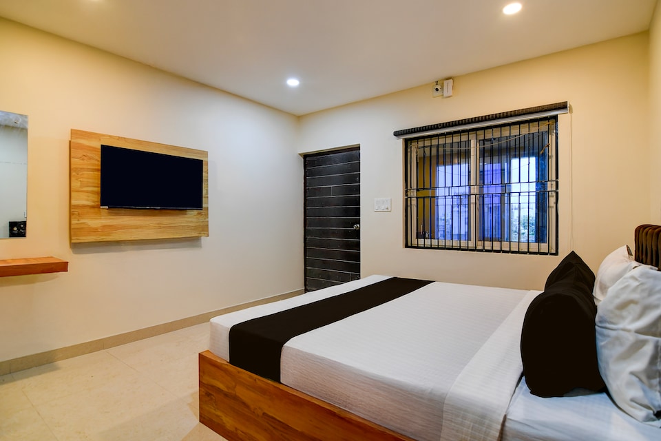Hotel O MOODY MOON.02, VaniVihar Bhubaneswar, Bhubaneswar