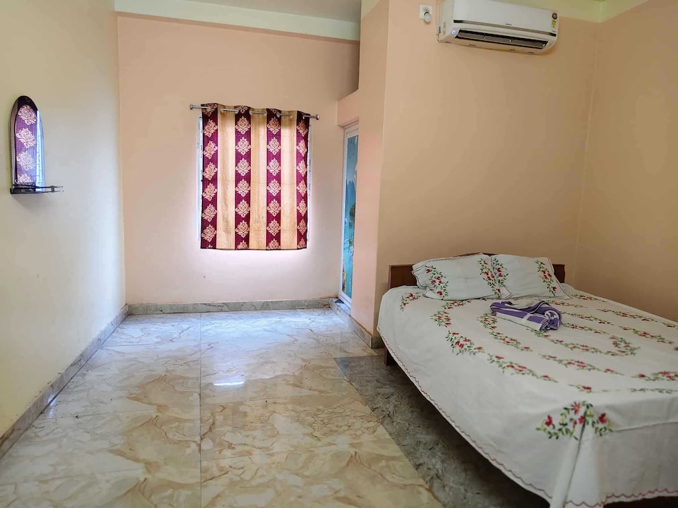 SPOT ON Annapurna Guest House And Restaurent, Taraknagar, Taraknagar