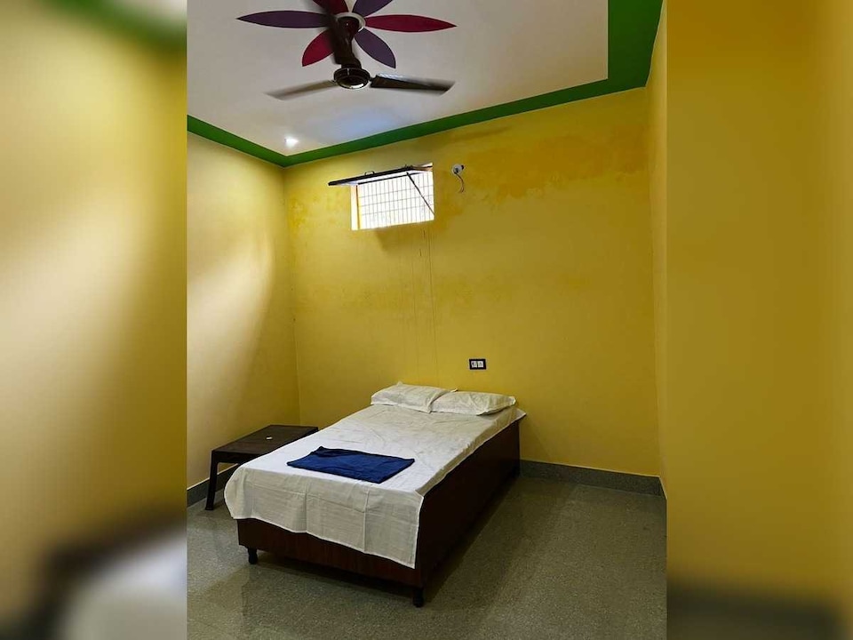 SPOT ON Dream Guest House, Najibabad, Najibabad