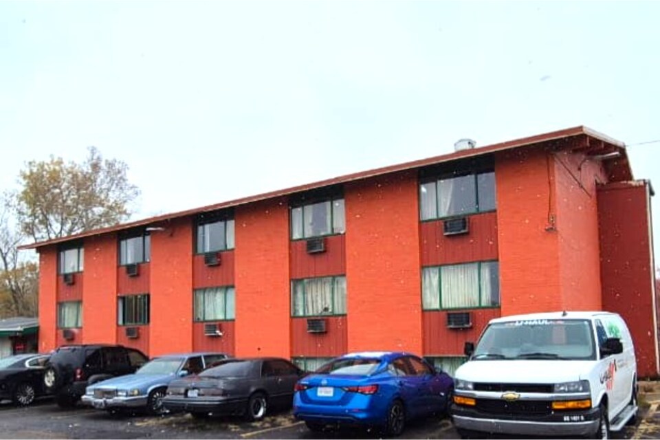 Capital O Pleasant Motel Grand Rapids MI, Grand Rapids MI, Grand Rapids MI