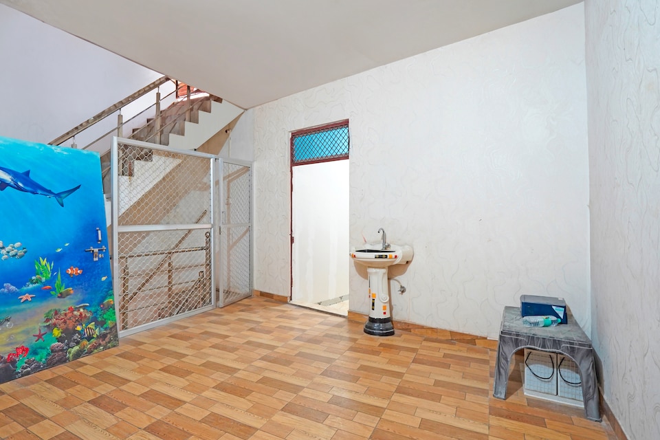 SPOT ON MOON SEZ, Auraiya, Auraiya