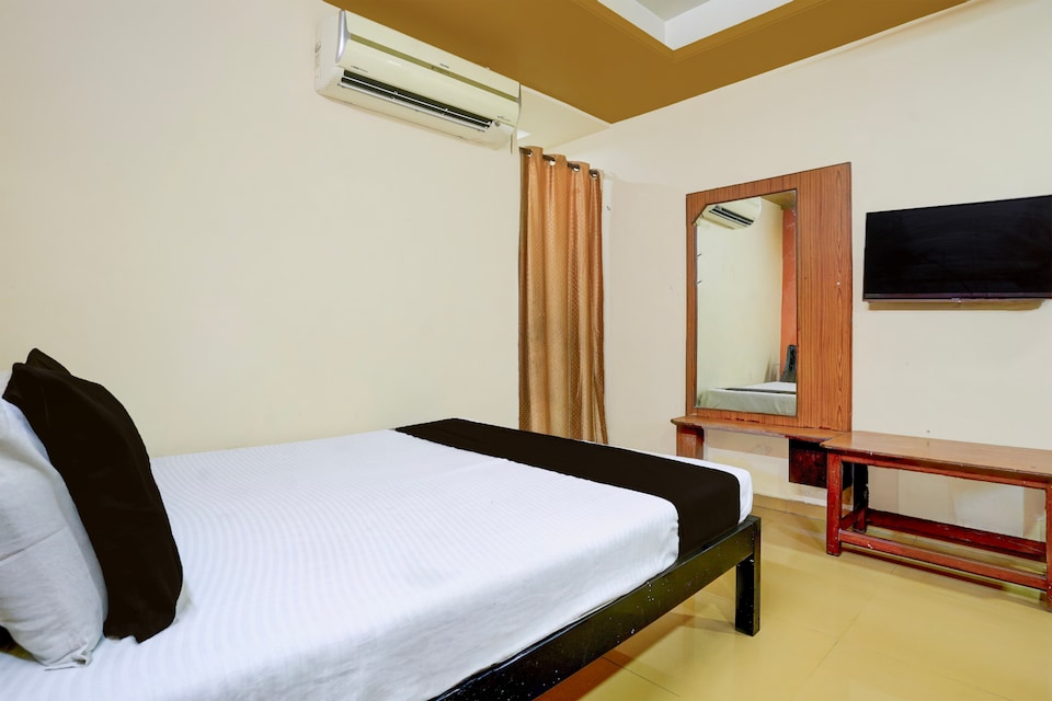 Hotel O Sri Sai Venkateswara Residency , Shirdi, Shirdi