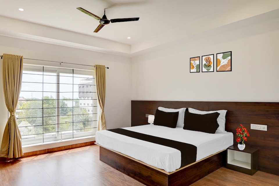 Super Collection O Nandagokula Convention Centre Formerly Arasu Comforts, Hassan, Hassan