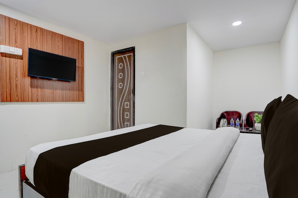 Super Hotel O Kompally City Mall Formerly Sriman Stay Inn, Kompally - Jeedimetla, Hyderabad