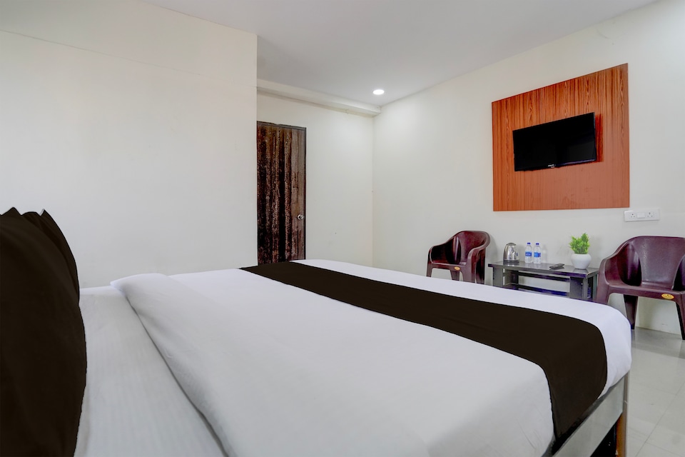 Hotel O Kompally City Mall Formerly Sriman Stay Inn, Kompally - Jeedimetla, Hyderabad