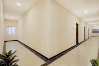 Super Townhouse Guduvancheri Junction Formerly Zafe Commercial