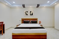 Super Townhouse Guduvancheri Junction Formerly Zafe Commercial