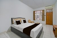 OYO 94802 Hotel Prima