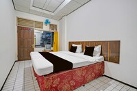 OYO 94802 Hotel Prima