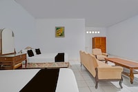 OYO 94802 Hotel Prima