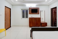 Collection O Mini Bypass Nellore Road Formerly AMR Guest Inn