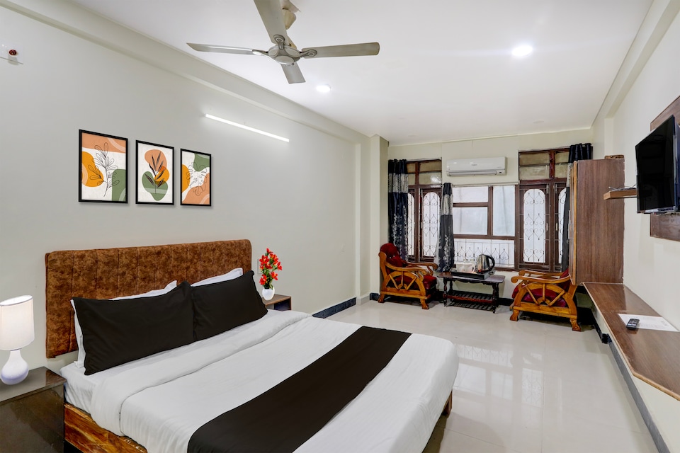 Hotel O Khammam Railway Junction Formerly Raghavendra Inn, Khammam Khammam, Khammam