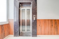 Super Townhouse Railway Road Katra Formerly The Amro