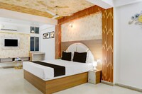 SPOT ON Maurya Shree