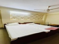 SPOT ON Maurya Shree