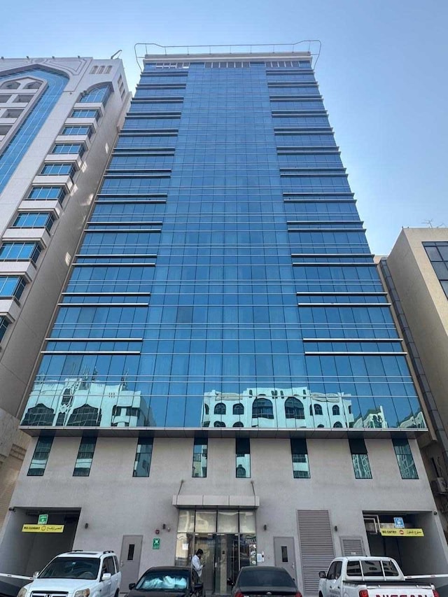 Premier 2-bedroom Lifeline apartment with free Parking