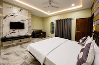 SPOT ON The Amora Inn