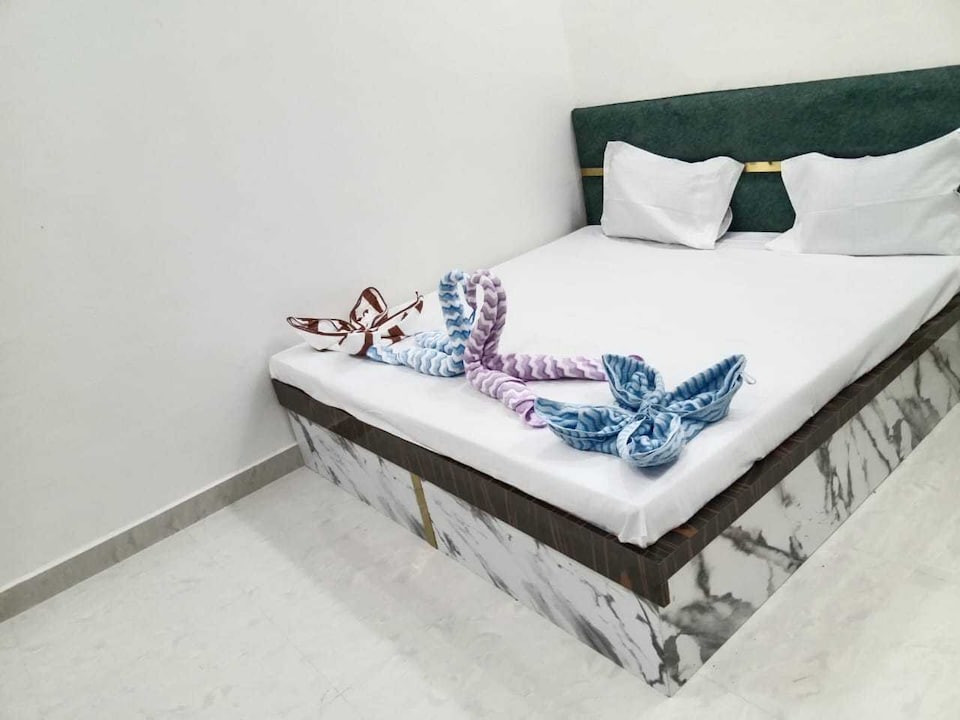 SPOT ON THE ROYAL HOTEL OYO, Mainpuri, Mainpuri