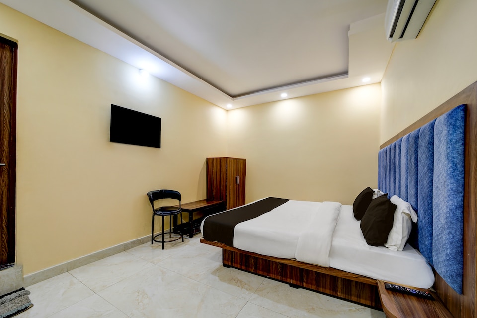 Hotel O Balaji Palace , MP Nagar Bhopal, Bhopal