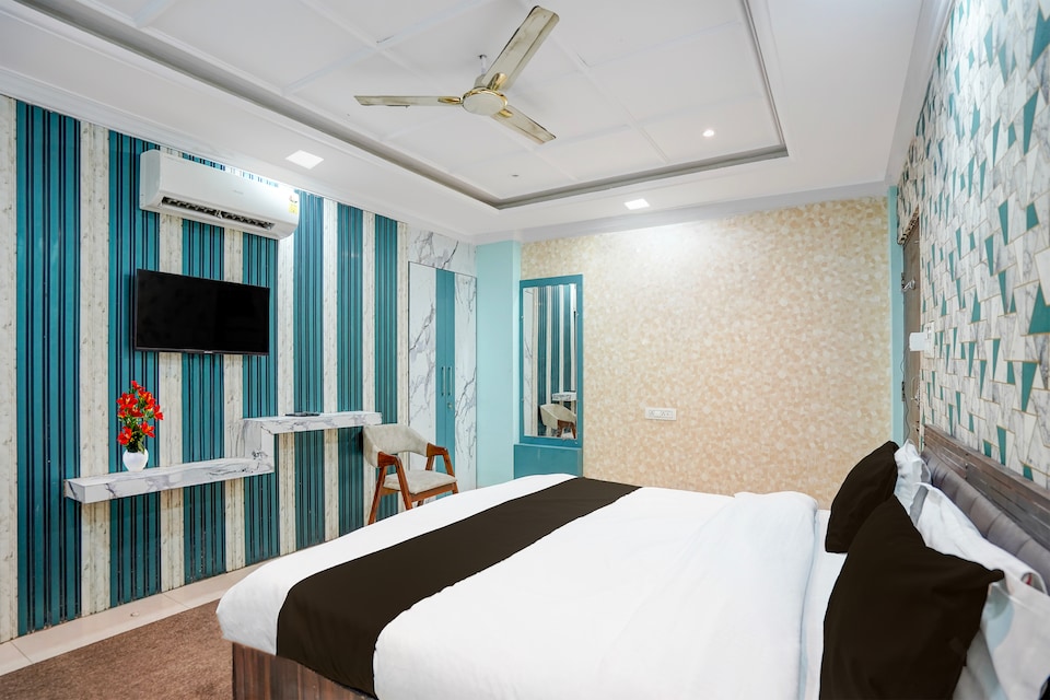 Super Townhouse Shri Mahakaleshwar Jyotirlinga Ujjain Formerly Hotel Shikhar Darshan, Mahakal Temple, Ujjain