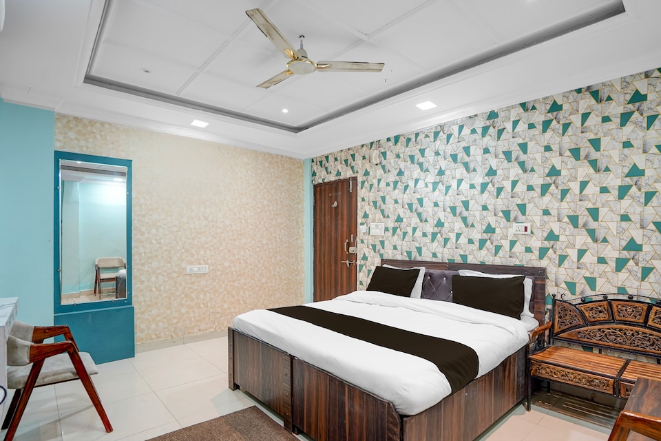 Super Townhouse Shri Mahakaleshwar Jyotirlinga Ujjain Formerly Hotel Shikhar Darshan, Mahakal Temple, Ujjain