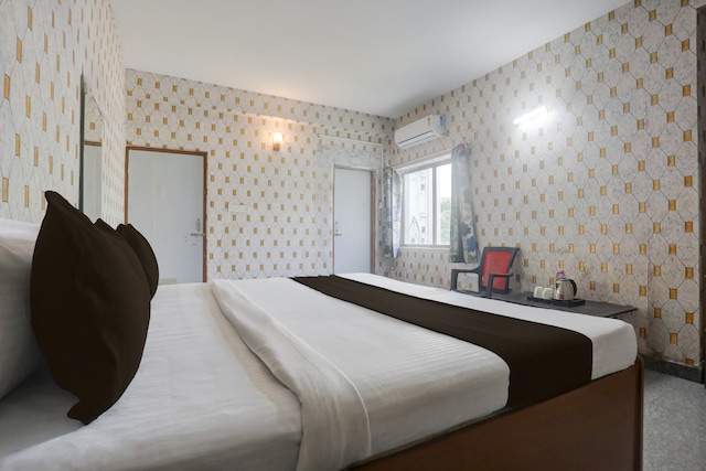 Hotel O Executive Inn