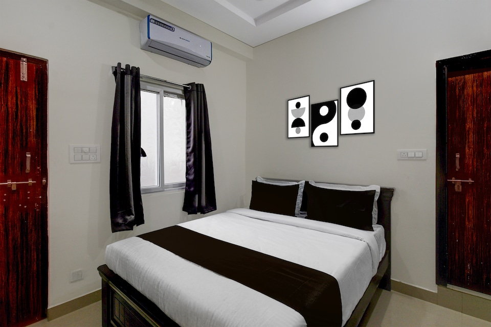 Super Collection O Bongloor Bus Terminal Hyderabad Formerly Nallavolu VMR, LB Nagar - Ramoji, Hyderabad