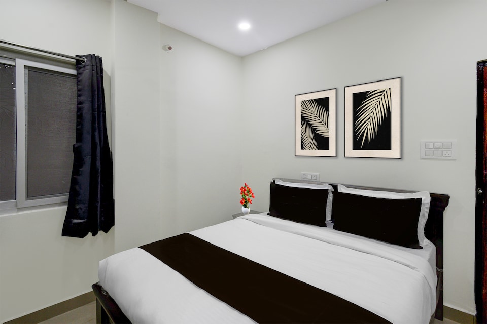 Super Collection O Bongloor Bus Terminal Hyderabad Formerly Nallavolu VMR, LB Nagar - Ramoji, Hyderabad