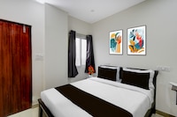 Super Collection O Bongloor Bus Terminal Hyderabad Formerly Nallavolu VMR