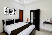 Super Collection O Bongloor Bus Terminal Hyderabad Formerly Nallavolu VMR