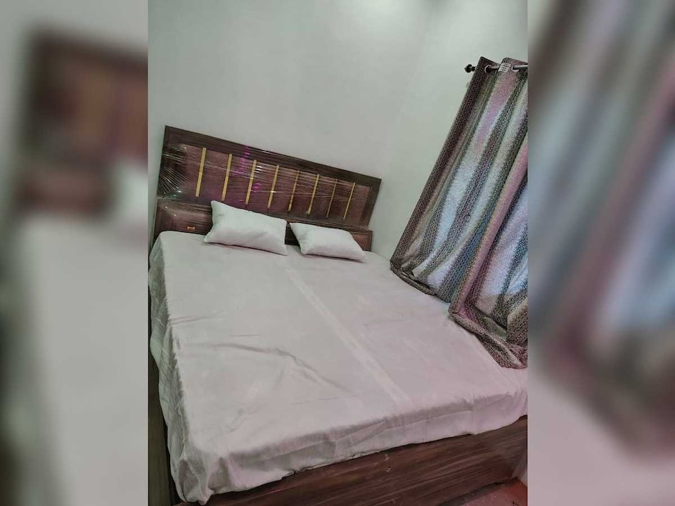  SPOT ON Red Belly Hotel, Bewar, Bewar