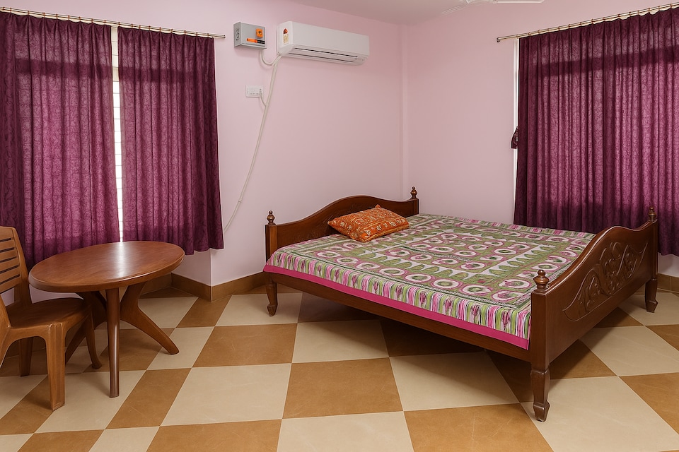 Hotel O Pathersathi Canning Hotel & Restaurant, Canning, Canning