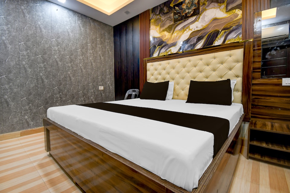 Hotel O Royal Inn Hotel , Alambagh Lucknow, Lucknow