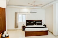 Super Hotel O Navprateek Hospitality