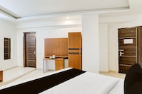 Super Hotel O Navprateek Hospitality