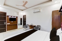 Super Hotel O Navprateek Hospitality